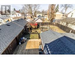 30 ERIE STREET N - 38