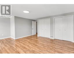 41 - 400 WILSON AVENUE - 25