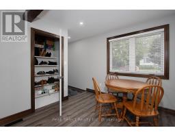 46 SALINA STREET S - 17