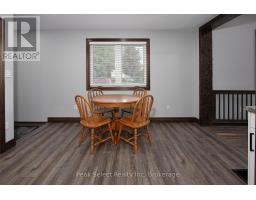 46 SALINA STREET S - 19