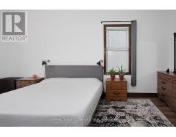 46 SALINA STREET S - 20