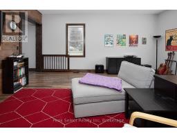 46 SALINA STREET S - 8