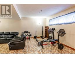 292 MAPLE AVENUE - 20