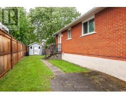 292 MAPLE AVENUE - 27