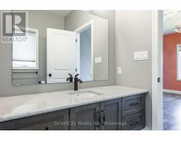 670 FORMAN AVENUE - 24