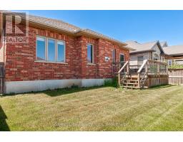 670 FORMAN AVENUE - 36