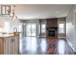 670 FORMAN AVENUE - 6
