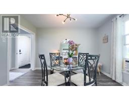 23 - 23 ST CHARLES SQUARE - 13