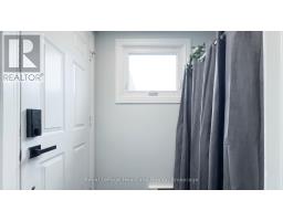 23 - 23 ST CHARLES SQUARE - 5