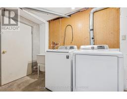 118 MOCCASIN DRIVE - 33