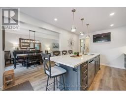685 WILLOW ROAD - 17