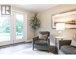 48 WINDEMERE CRESCENT - 20