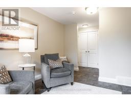 48 WINDEMERE CRESCENT - 23
