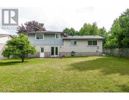 48 WINDEMERE CRESCENT - 43