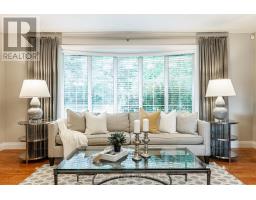 48 WINDEMERE CRESCENT - 9