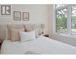 32 COBOURG LANE - 20