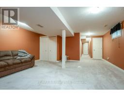 60 COLLEGE STREET - 33