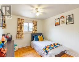 25 FOREST GLEN COURT - 29