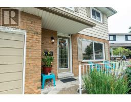 25 FOREST GLEN COURT - 4