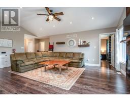 86 JACOB STREET W - 17