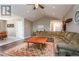 86 JACOB STREET W - 18