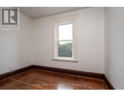 73 STRATFORD STREET - 37