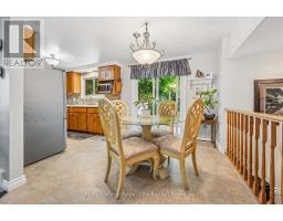 39 GREENWICH DRIVE - 12