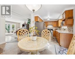 39 GREENWICH DRIVE - 13
