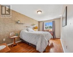 39 GREENWICH DRIVE - 26