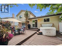 39 GREENWICH DRIVE - 30