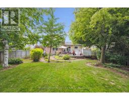 39 GREENWICH DRIVE - 33