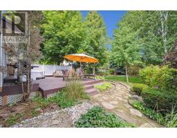 39 GREENWICH DRIVE - 34
