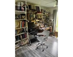 213 CHESTNUT DRIVE DRIVE S - 6