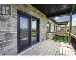274 QUEEN STREET S - 27