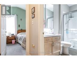 8 - 300 JOHN STREET S - 11