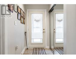 8 - 300 JOHN STREET S - 17