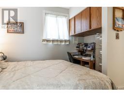 8 - 300 JOHN STREET S - 20