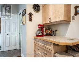 8 - 300 JOHN STREET S - 26