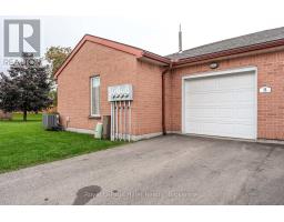 8 - 300 JOHN STREET S - 39