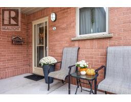8 - 300 JOHN STREET S - 4