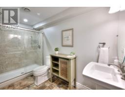 211 SUNSET DRIVE - 35
