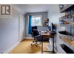 104 TRINITY STREET - 17