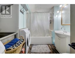 104 TRINITY STREET - 21