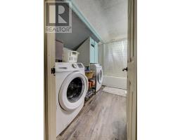104 TRINITY STREET - 22