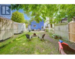 104 TRINITY STREET - 24