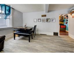 104 TRINITY STREET - 9