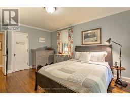 111 QUEEN STREET - 14