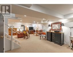 111 QUEEN STREET - 22