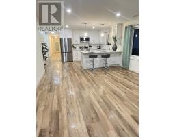 76 SOUTH DRIVE - 16