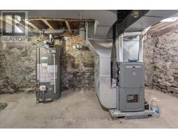235 WELLINGTON STREET - 38